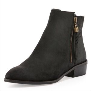 Elliott Lucca Rosaria Black Low Ankle Boots 9.5